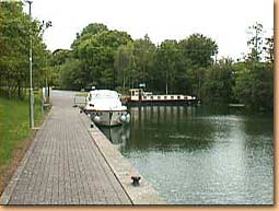 Hafen von Lecarrow